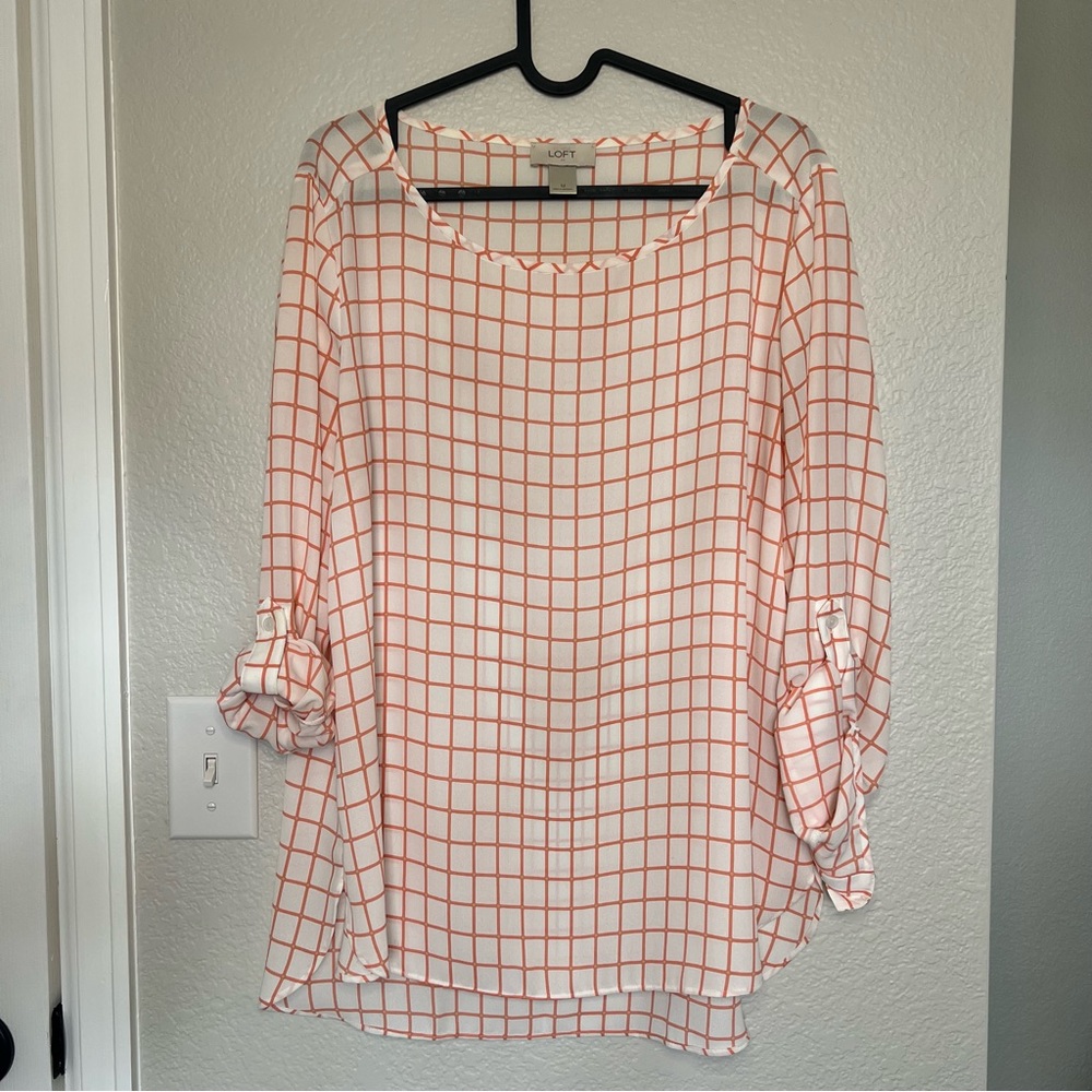 LOFT • 3 quarter sleeve blouse